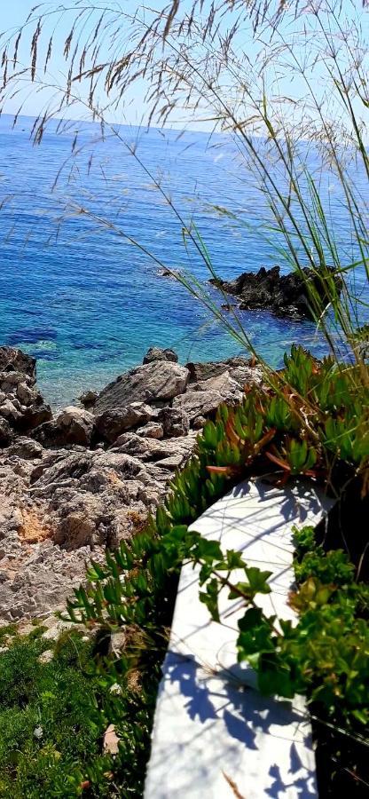 Beleris Rooms Himare Buitenkant foto