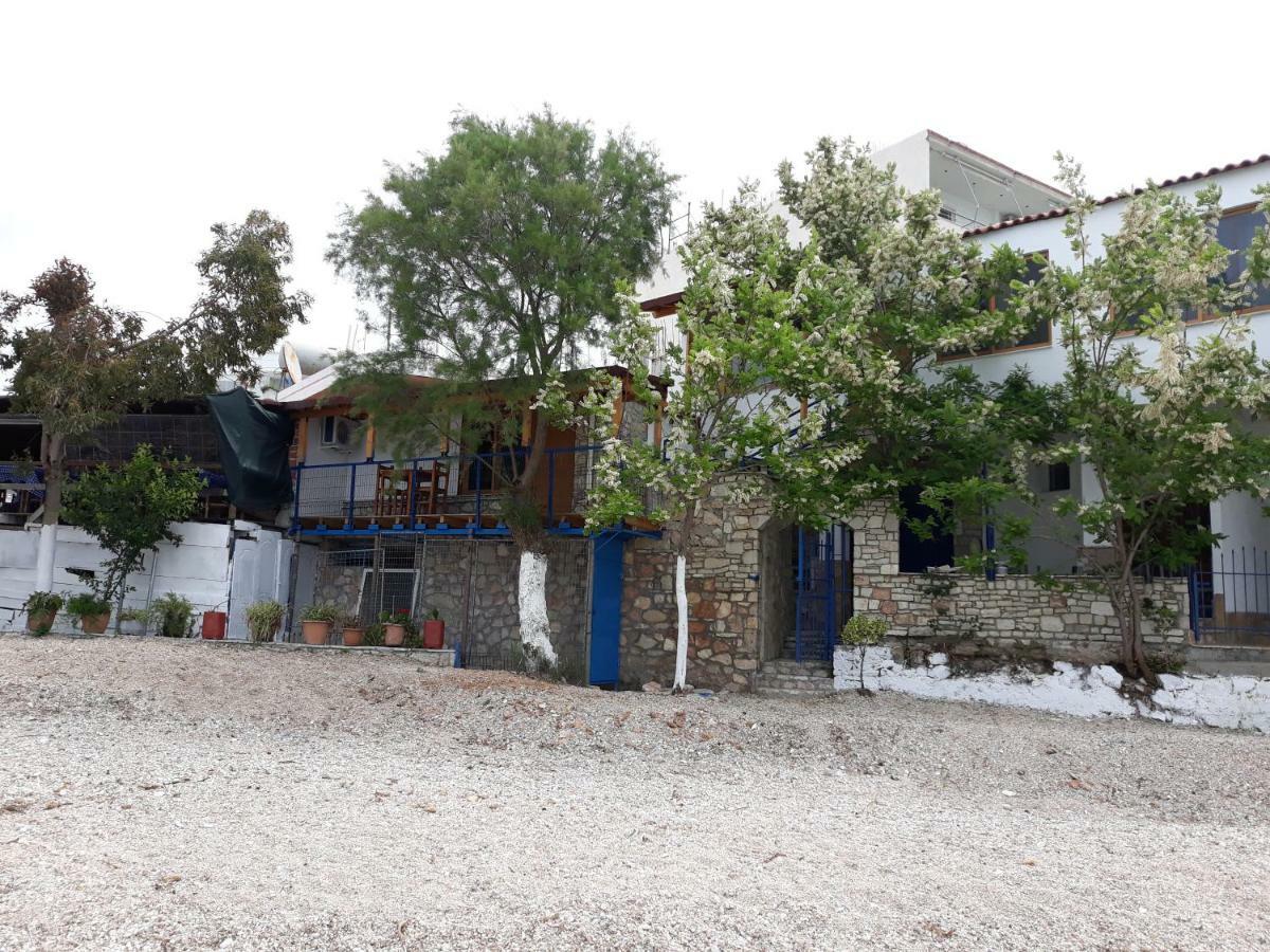 Beleris Rooms Himare Buitenkant foto