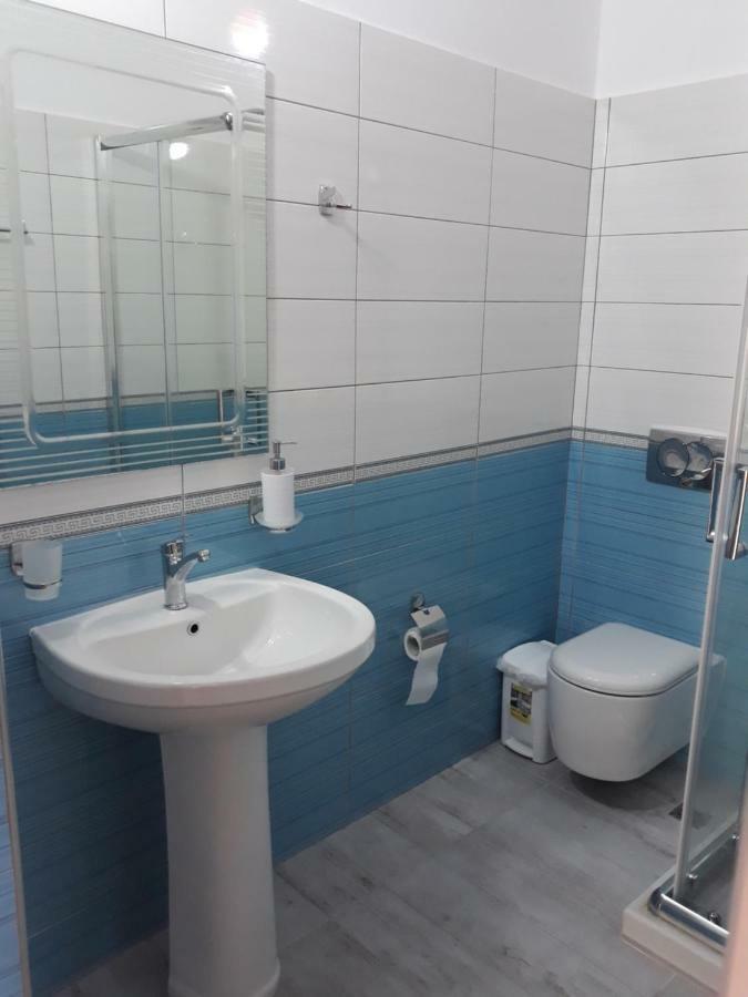 Beleris Rooms Himare Buitenkant foto
