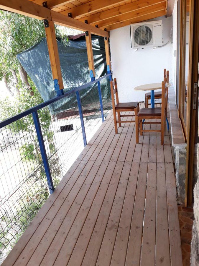 Beleris Rooms Himare Buitenkant foto
